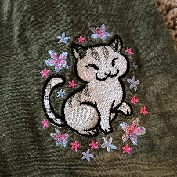 Custom embroidered ASIAN CAT in the meadow shark bite tank tunic top green XS - Picture 5 of 8